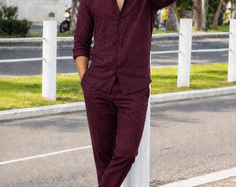 Conjunto masculino de linho bordô, camisa e calça marrom, traje ideal para noivo em casamento de verão