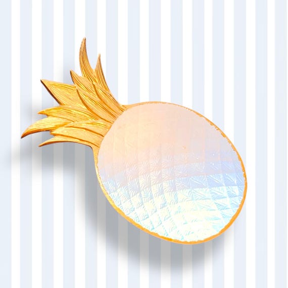 Elegant Pineapple Fruit Bowl Centerpiece for Christmas Tables