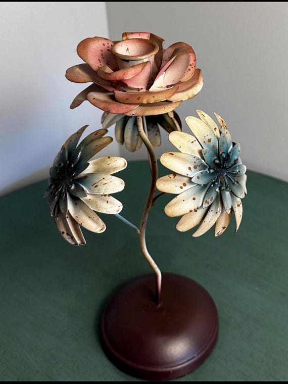 Vintage-Style Metal Flower Candle Holder Hand-Painted