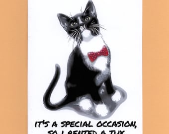 Divertida tarjeta de cumpleaños de gato con esmoquin: saludo para una ocasión especial