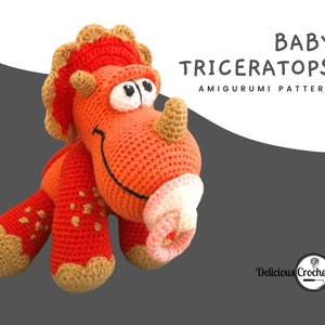 DeliciousCrochet Baby Triceratops. This is a crochet pattern, not the finished toy. Using DK or Sports acrylic yarn with a 2.5 mm hook, the dinosaur stands 7.5 inches tall. Instructions available in English (US) or Spanish.