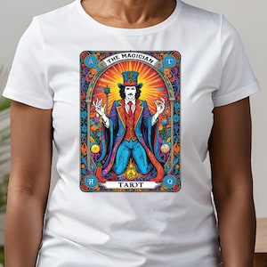 La maglietta unisex dei Tarocchi del Mago, la maglietta dei Tarocchi