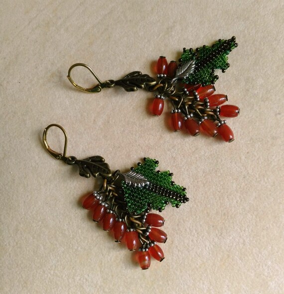 Small Acorn Cluster Earrings Vintage Carnelian Ac… - image 3