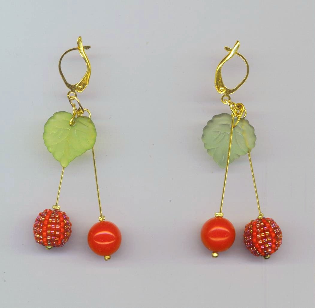 Beadwoven Cherry Earrings Red Beaded Beads Cherries Kiwi Green Etsy