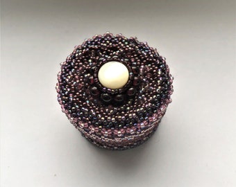 Beaded Box, Beadwoven MUSICAL Box with Garnet, Lavender, Seed Beads Peyote Stitch Small MOP Jewelry Container Gift for Her by enchantedbeads