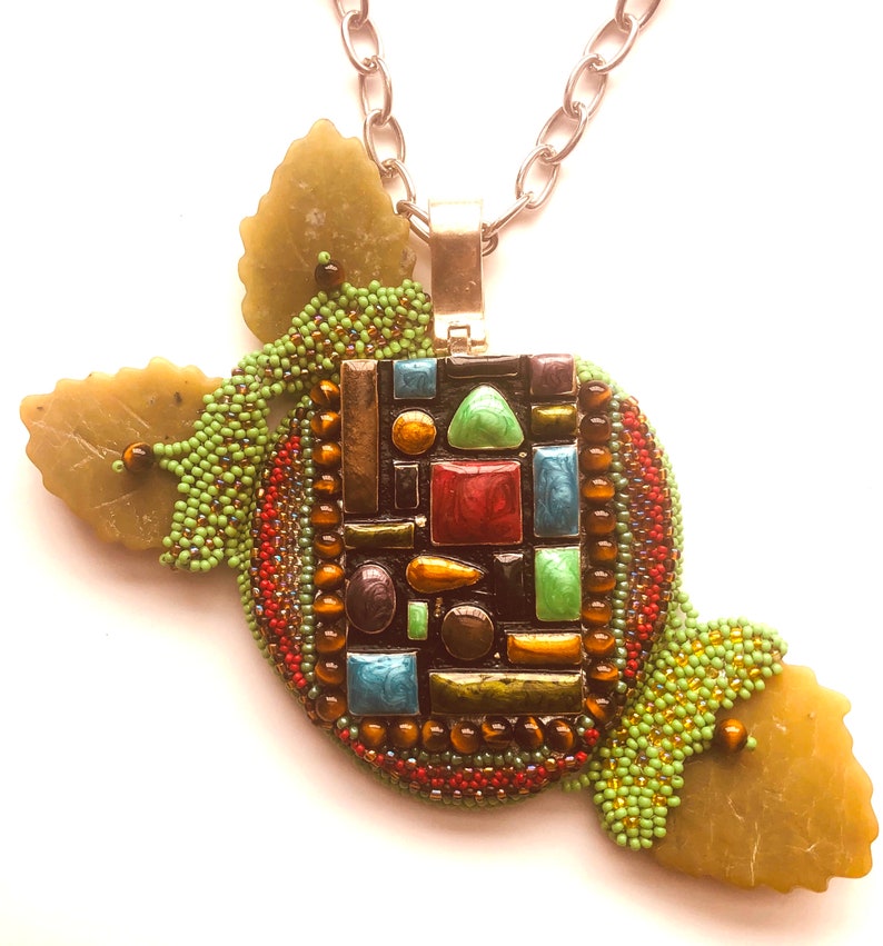 Big Apple Enameled Necklace Architecture of NY City Geometrical Statement Necklace Beadwoven Apple Pendant Bead Embroidery by enchantedbeads image 3