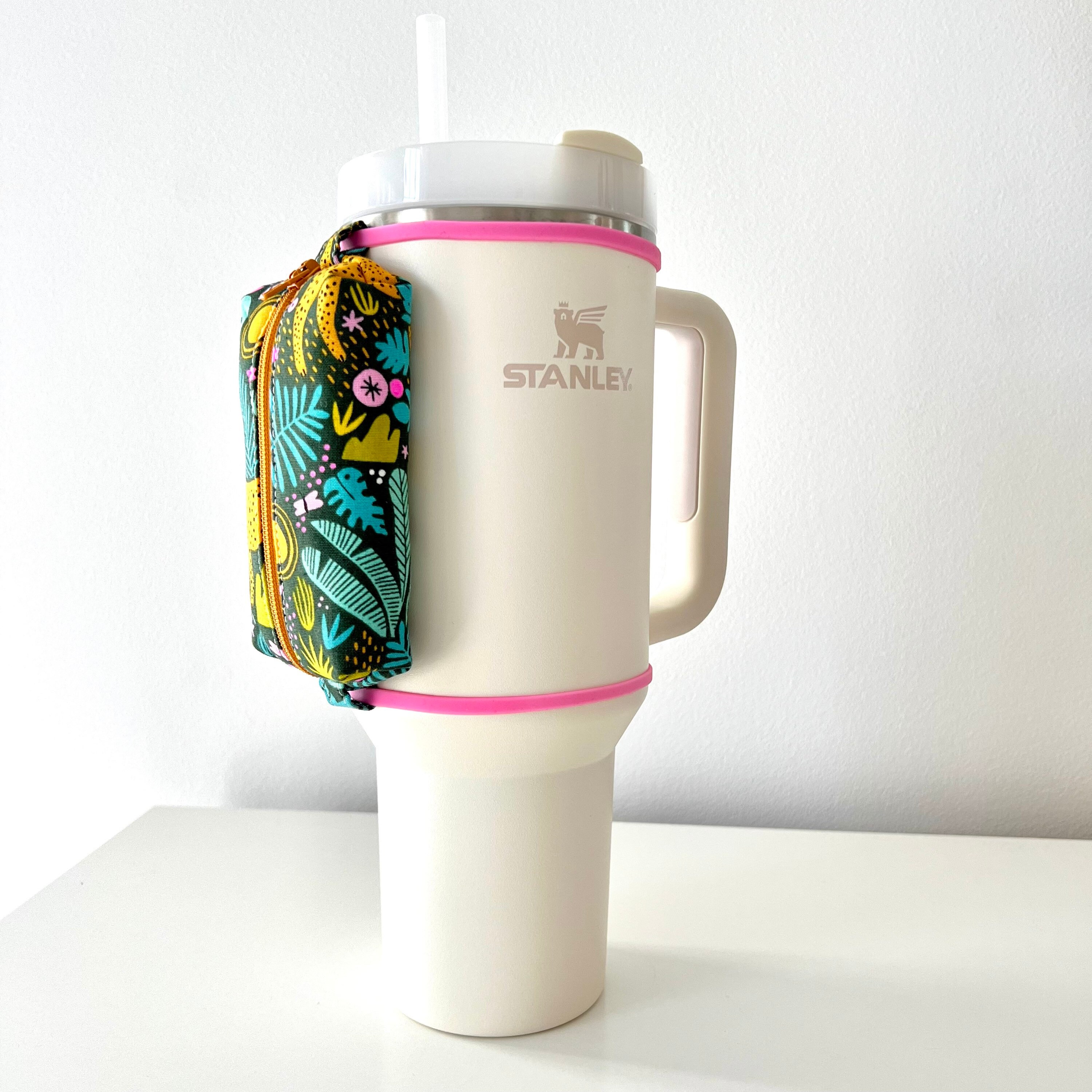The Original Bottle Buddy Bag, Water Bottle Zipper Pouch, Tumbler  Accessories, Tumbler Backpack, Tumbler Fanny Pack, Stanley Cup Accessory -   Denmark
