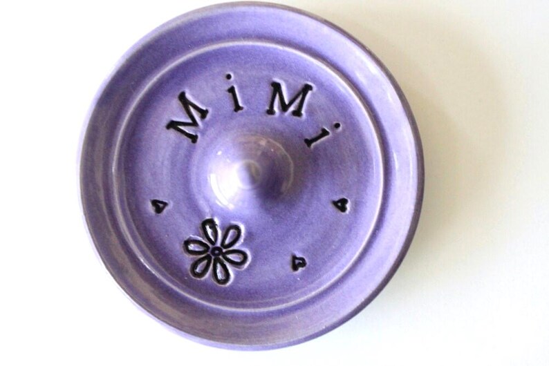 Plato para anillos de color lila y morado, regalo de Mimi, cerámica hecha a mano imagen 2