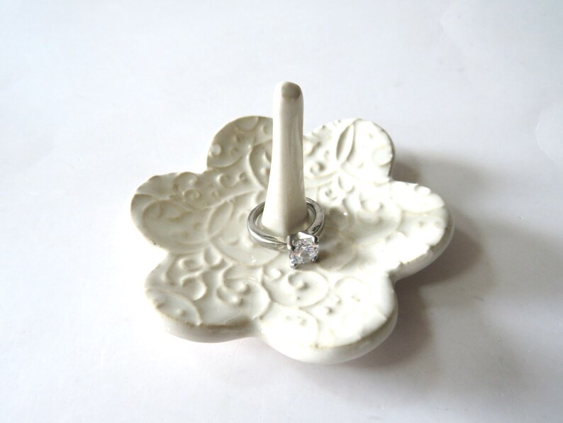 Ivory White Ring Dish, ring holder, elegant classic swirl print, 3 sizes available 3 1/4 inches