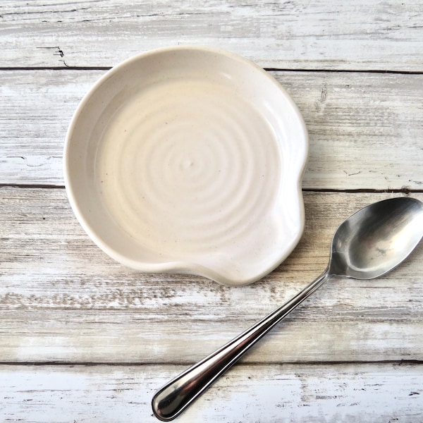 Off White Pottery Spoon Rest: Farmhouse Kitchen Decor