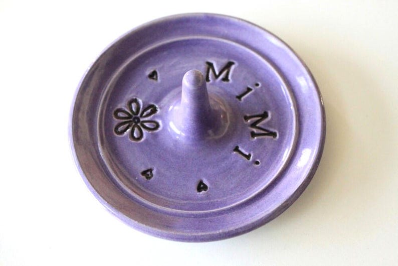 Plato para anillos de color lila y morado, regalo de Mimi, cerámica hecha a mano imagen 3
