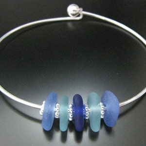 Rare Soft Blues and Colors of the Sea Genuine Sea Glass Bangle Bracelet, seaglass jewelry, beach glass 画像 1