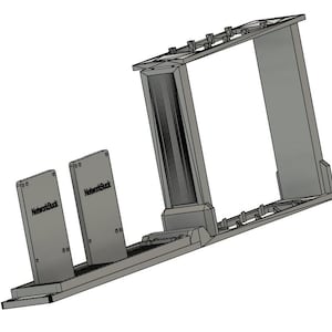 Peut inclure: Un boîtier d'ordinateur en métal noir avec deux disques durs NetworkBuck attachés. Le boîtier est ouvert et l'intérieur est visible.