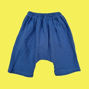 Baby hippie style pants. Gender-neutral harem pants. Bohemian clothing for children. muslin pants for babies. Unisex baby clothes