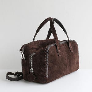 Bolso de hombro de ante, bolso de mano de piel auténtica, bolso minimalista con asa superior imagen 15