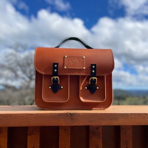 Handmade leather Messenger Bag