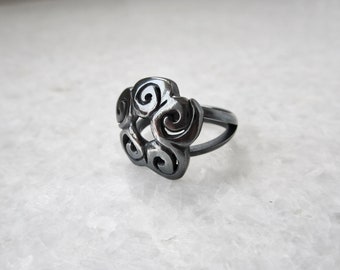 Sterling silver swirl ring American size 7 1/2