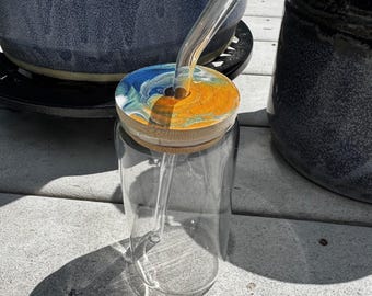 Tumbler Glassware, Handpainted Tumbler With Lid, Can Glass 16 oz, Iced Coffee Glass With Lid, Iced Tea Glasses, Glass Tumbler With Straw