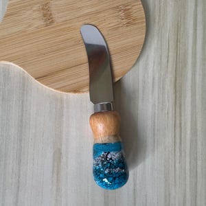 Cheese Knive Cute Handles, Charcuterie Utensils, Charcuterie Accessories, Cheese spreader, Hand Painted Cheese knife, Set of 1