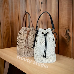 Handmade Raffia Straw woven shoulder bucket bag purse - Summer Beach Tote - Bohemian style with lining, removable straps, drawstring closure