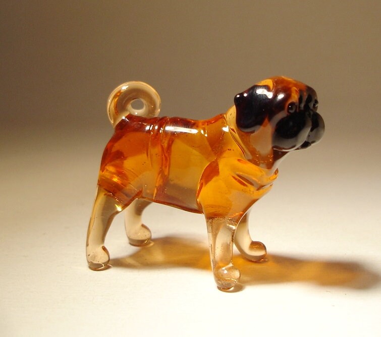 pug figure