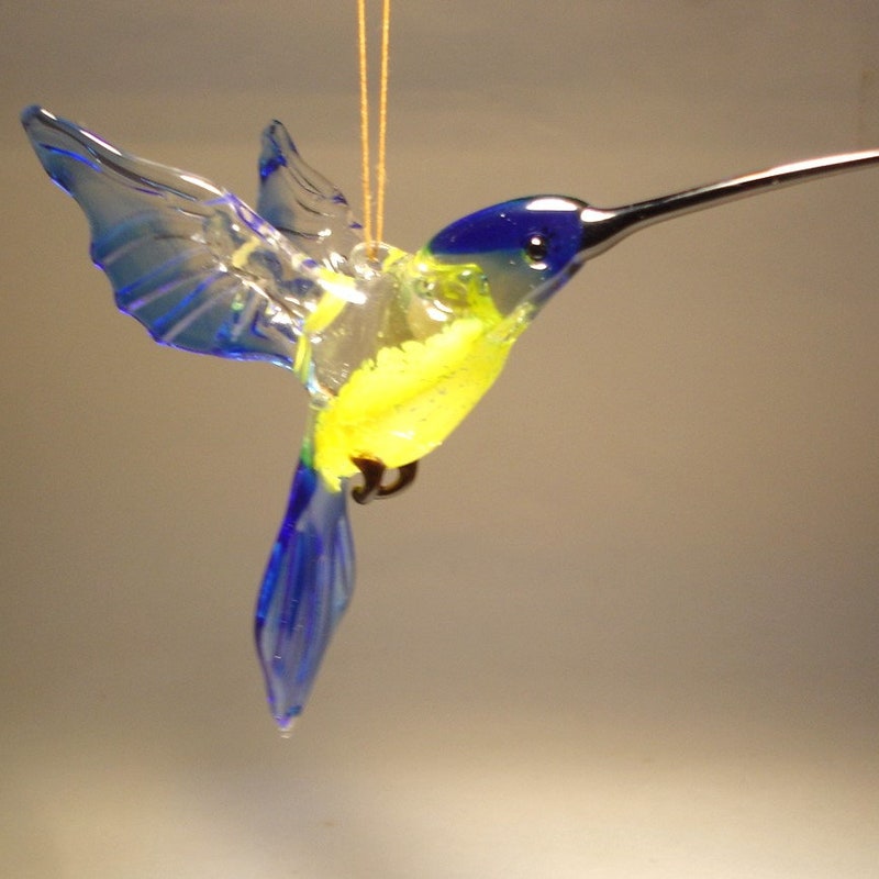 Hummingbird Gifts - 60+ Gift Ideas for 2025