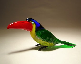 Handmade Blown Glass Figurine Art Bird TOUCAN with a Red Beak