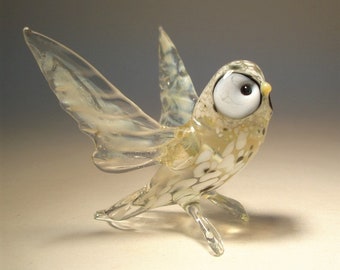 Blown Glass Figurine Art  Bird White Polar North OWL with Open Wings