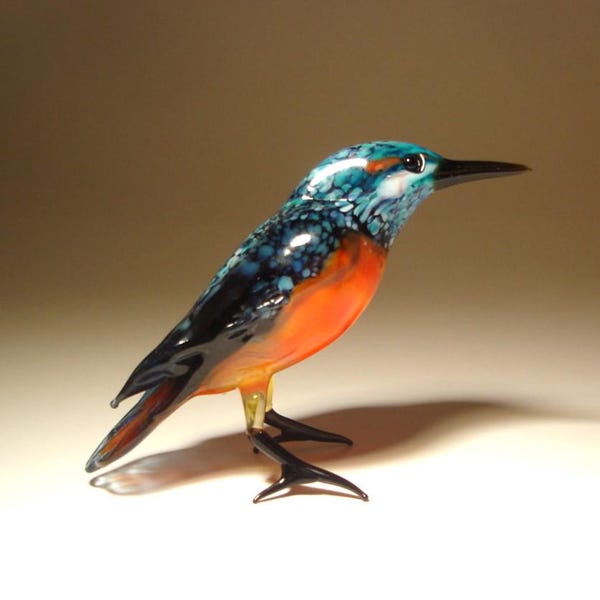 Figura de martín pescador de cristal - Pájaro soplado hecho a mano en aguamarina, azul y naranja