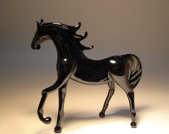 ガラスの馬、ガラスの馬の置物、ガラスの馬の飾り、跳ね馬の置物