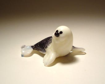 Handmade Blown Glass Baby Seal Figurine - Small Marine Animal Collection