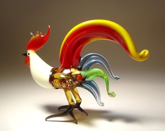 Figura de gallo de vidrio soplado hecha a mano: pájaro artístico rojo, amarillo y blanco