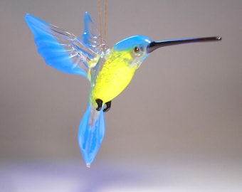 Statuetta in vetro soffiato fatta a mano, uccello blu e giallo, ornamento da appendere, colibrì - accento decorativo