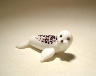 Handmade Blown Glass Figurine Sea Marine Animal Small White Baby SEAL great gift for girl or boy first collection