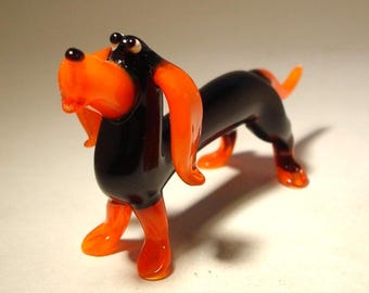 Handmade Blown Glass Black and Orange Glass Comic Wiener Dachshund DOG Figurine
