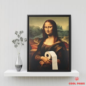 Funny Mona Lisa Bathroom Art Print - Funny Toilet Paper Wall Print - Humorous Da Vinci Painting Wall Decor for Bathrooms