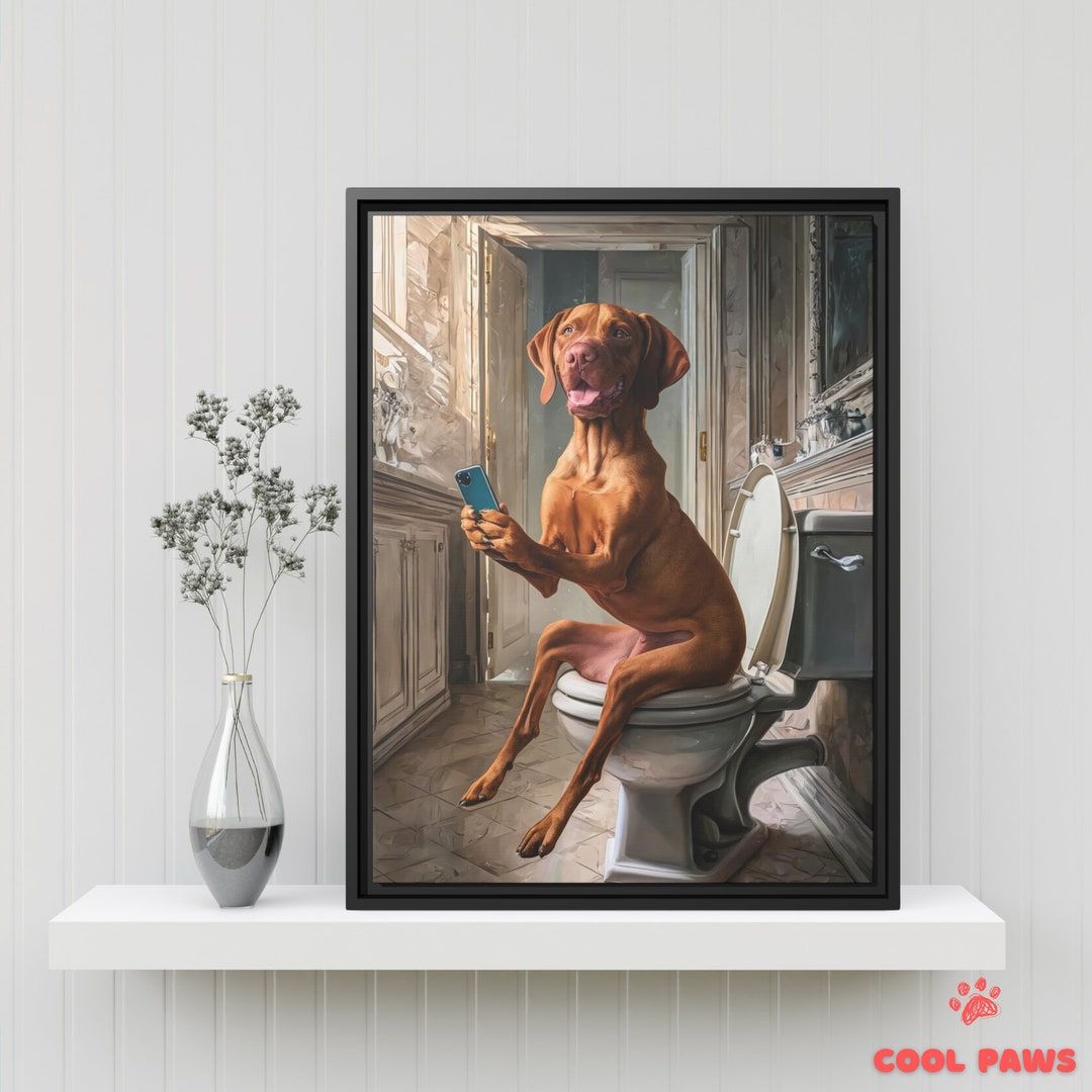 Cute Vizsla Bathroom Art Print - Dog on Toilet With Smartphone - Funny ...