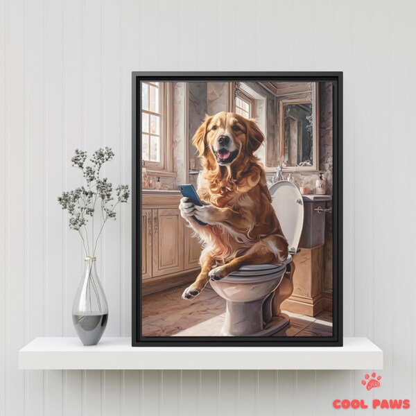 Könnte beinhalten: Ein Golden Retriever sitzt auf einer weißen Toilette in einem Badezimmer und hält ein blaues Smartphone in seinen Pfoten. Der Hund schaut auf das Telefon und lächelt. Das Badezimmer ist im traditionellen Stil mit weißen Wänden und einem Holzboden eingerichtet.