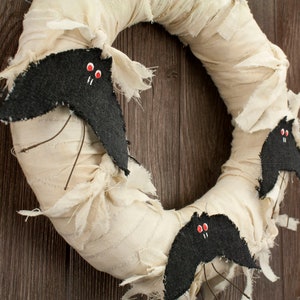 Primitive Halloween Wreath, 12 Fabric Wreath with Black Bats, Front Door Fall Decor or Hanging Wall Decoration image 2