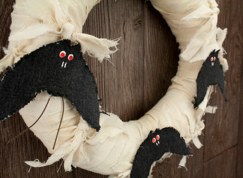 Primitive Halloween Wreath, 12 Fabric Wreath with Black Bats, Front Door Fall Decor or Hanging Wall Decoration image 1