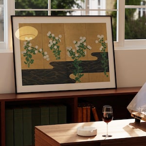 Impresión de crisantemos junto a un arroyo, pintura de pan de oro de Ogata Korin, período Edo, estilo botánico Rinpa, flores japonesas, estilo asiático elegante y regio