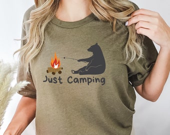 Magliette da campeggio, Campo, Fuoco da campo, Fuoco, Abbigliamento da campeggio, Orso, Magliette Orso, Maglietta del fuoco, Attrezzatura da campeggio, Relax, Marshmallow