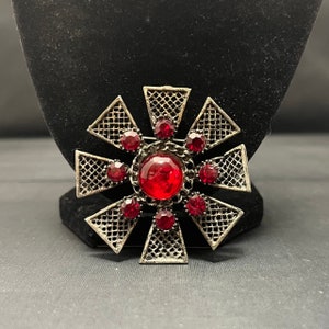 Vintage Brooch Pin Flower Shaped Dark Silver Tone Mesh Looking Metal Petals Red Glass Crystals Gems 1950&#39;s Costume Jewelry Accessories