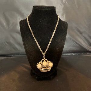 Gold Tone Necklace with Pendant Single One Strand Chain Crown Dangle with White Shell Like Circle Details Vintage 1970s Jewelry Elsysvintage