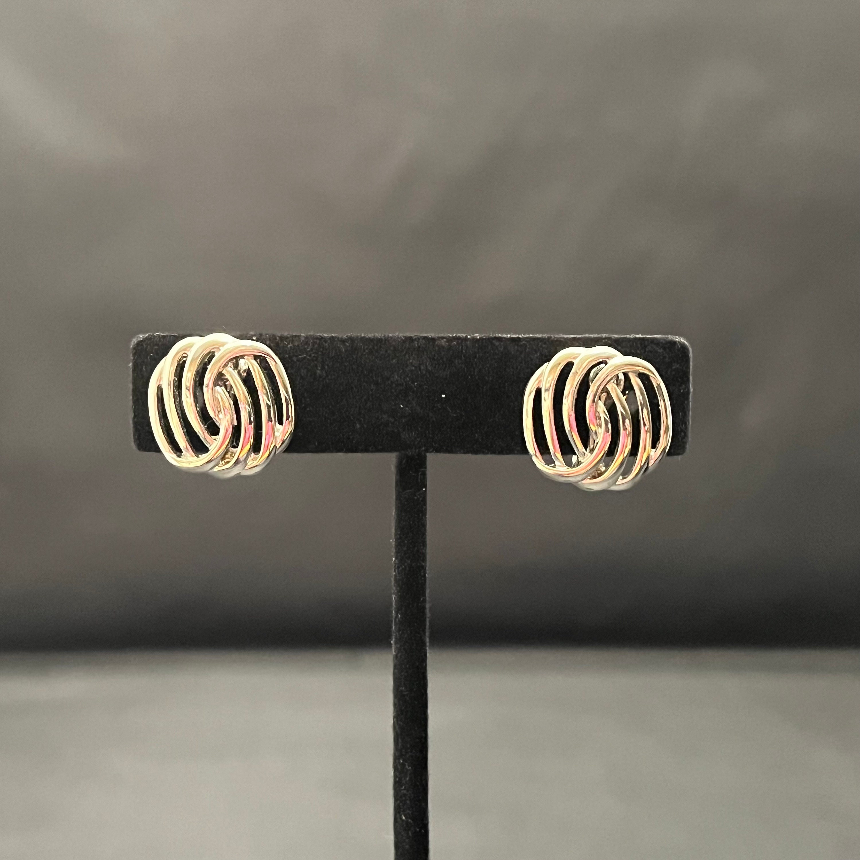 Small Clip On Earrings by JJG Silver Metal Round Circles Intertwined Oval Shaped Vintage 1980's Costume Statement Jewelry Accessories