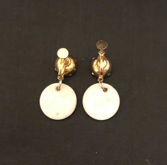 Pearly Shell Dangle Screw Back Earrings Round Cir… - image 5