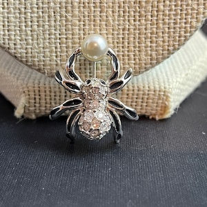 Swarovski Spider Brooch Silver Tone Rhinestones White Pearl Creepy Halloween Gardening Gift for Her Him 1990&#39;s Vintage Statement Jewelry