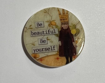 Be Beautiful Be Yourself - Mother of Pearl Shank Button - Little Girl Paper Crown  1-3/8"