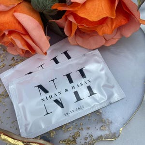 Wet Wipes, Wedding Wet Wipes,Engagement Wet Wipe, Customized Wet Wipes,Moist Towelettes, Baby Shower Favors,Wedding Favors,Engagement Favors