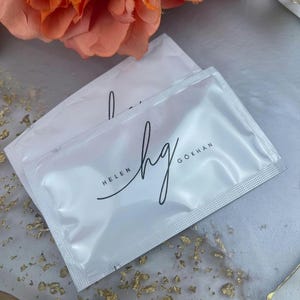 Wet Wipes, Wedding Wet Wipes, Engagement Wet Wipe, Customized Wet Wipes,Wet Naps,Wedding Wipes,Wedding Favors,Engagement Wet Wipes